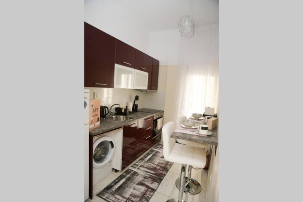 Strata Deluxe Apt. Салоніки Екстер'єр фото